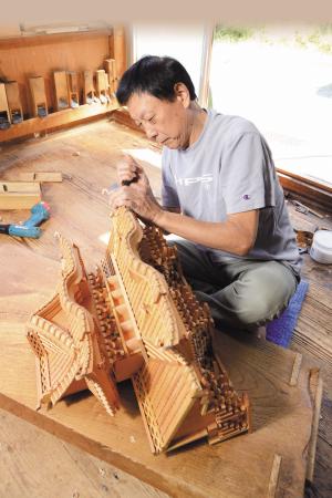 長岡仏壇の製作工程の画像