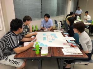 意見交換会各テーブルの画像