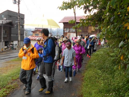 歩け歩け大会スタート