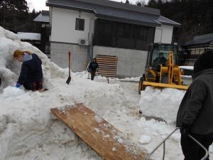 雪像づくり2