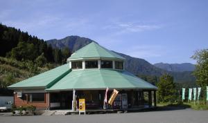 しゃくなげ湖観光センターの画像