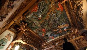 西福寺観音堂の石川雲蝶の彫刻
