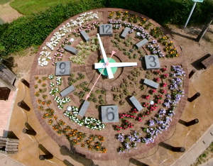 花時計の植栽完成