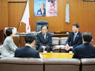 山谷大臣との懇談の様子の画像