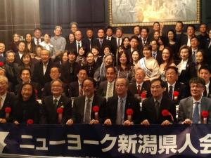 式典出席者との記念撮影