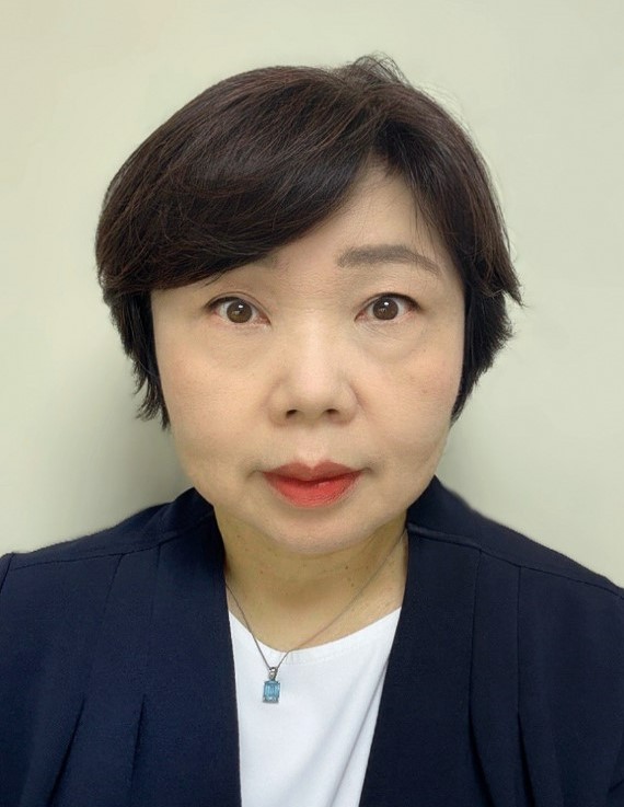 井上智美新代表監査委員