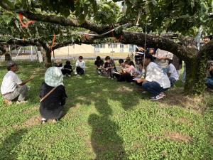 校外研修で日本なしの課題研究を学ぶ