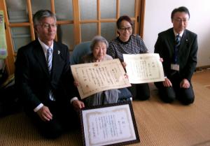 巻口　フジエ　さん