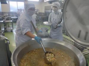 調理場内視察②