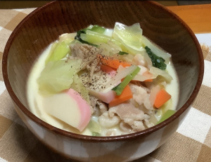 野菜の甘み ちゃんぽん風スープ