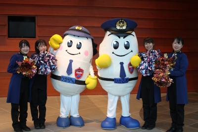 新潟県警察音楽隊カラーガード