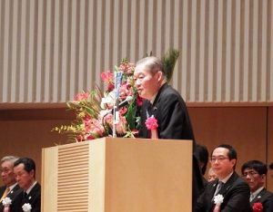 県民会議 顧問を代表して挨拶される佐藤信秋 参議院議員の画像