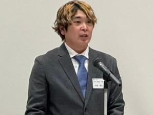 青年農業者意見発表会での発表の様子