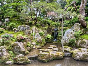 石泉荘のお庭