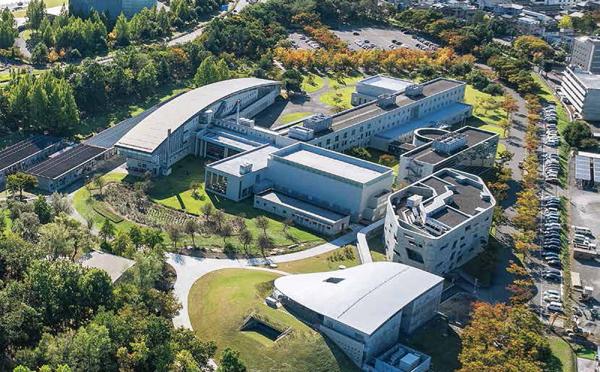 長岡造形大学