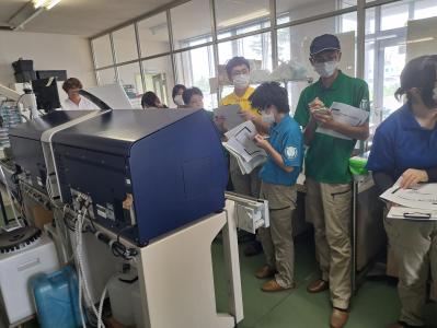 この機器で、乳成分が瞬時に分かります