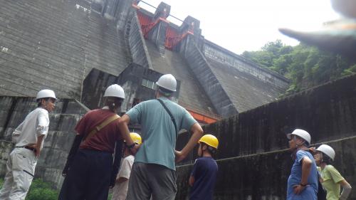 発電所広場