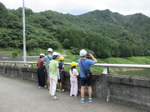 貯水池上流