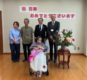 よしださん