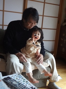 「おじいちゃんのお膝で」　佐藤　淳司様の画像