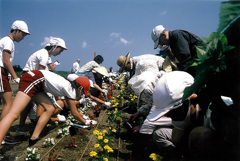 「みんなで力を合わせ」　田村　正信　様の画像
