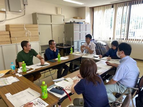 現場への聞き取りの様子