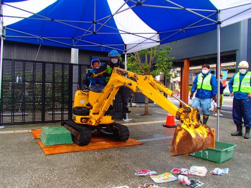 建設機械の操作体験