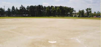 津島屋公園運動広場