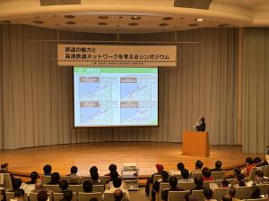 富山大学の金山特別研究教授が調査結果について報告