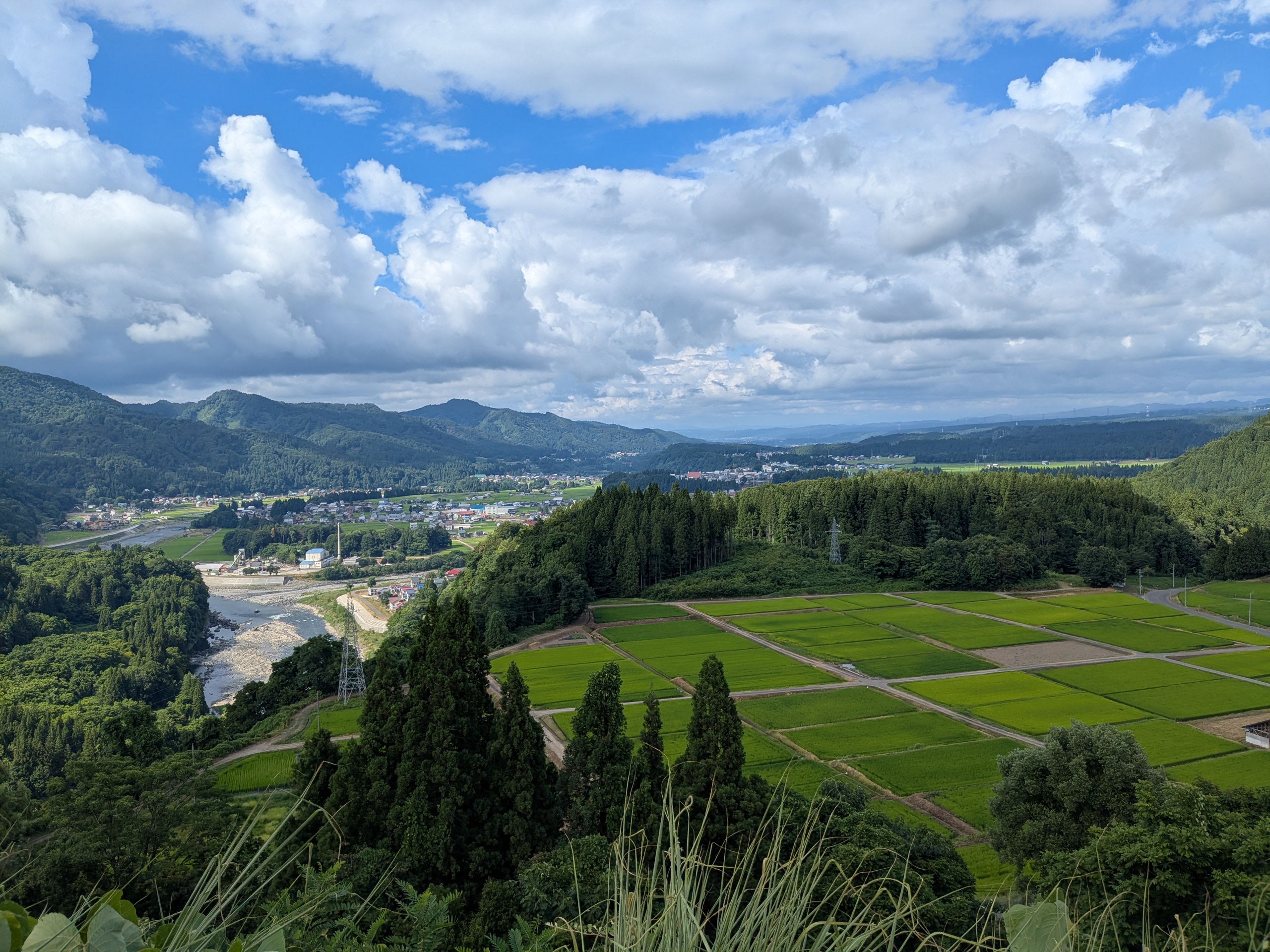 信濃川展望駐車場(津南町)