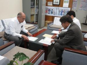 報告の様子