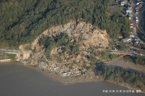 妙見の大崩落0401