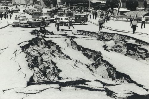 新潟地震07